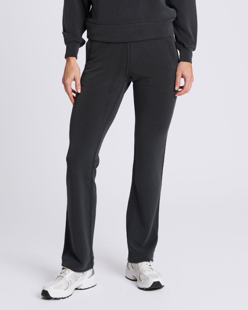 XS---Black