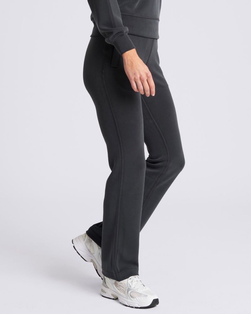 XS---Black