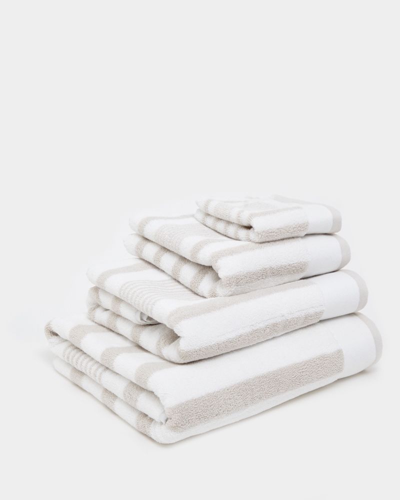 BATH---Beige
