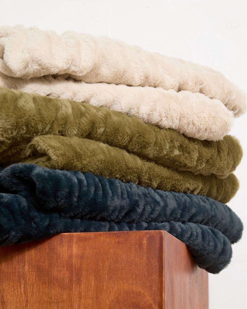 XL Luxury Rippled Fur Throw Dunnes Stores