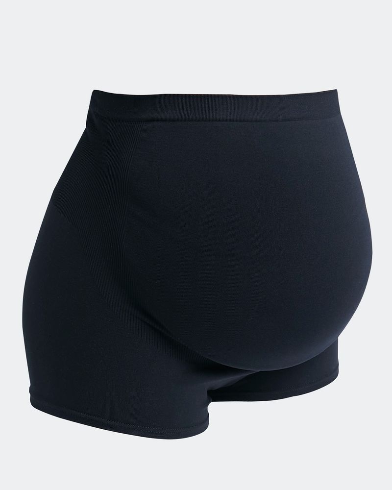 M---Black