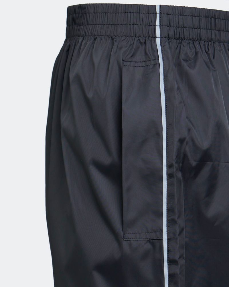 L---Black