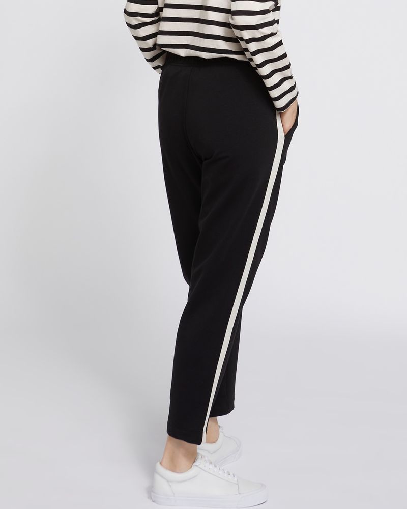 XL---Black