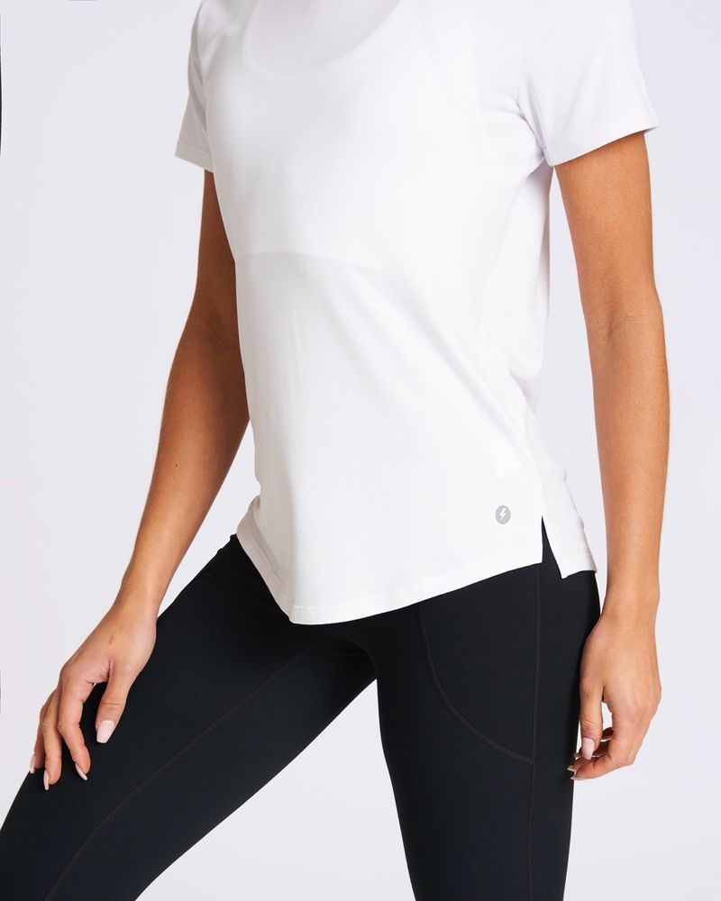 XL---White