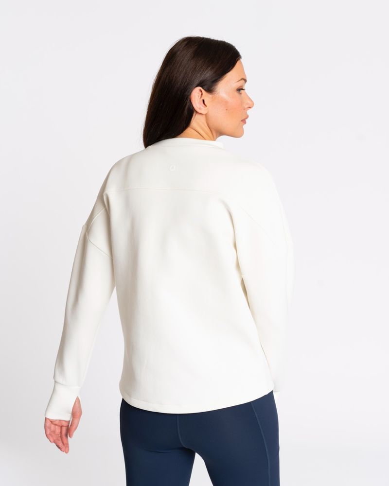 XL---White