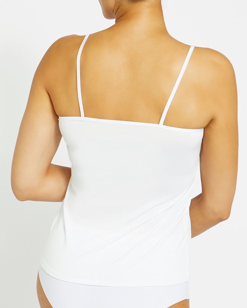 XL---White