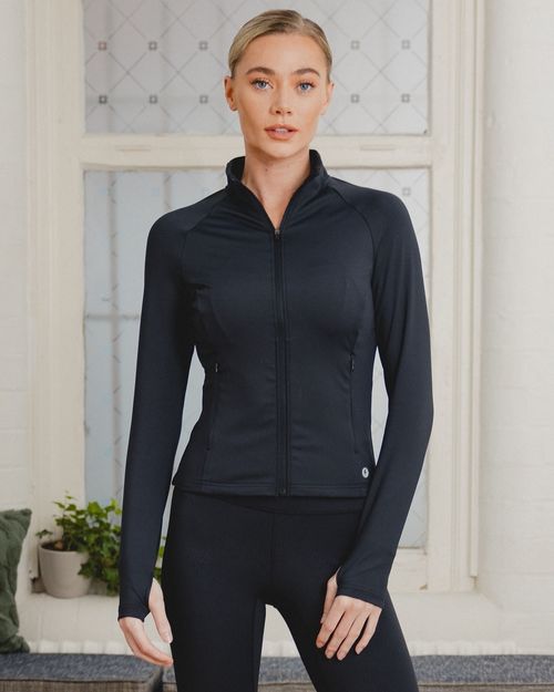 Powercut On The Go Jacket In Black