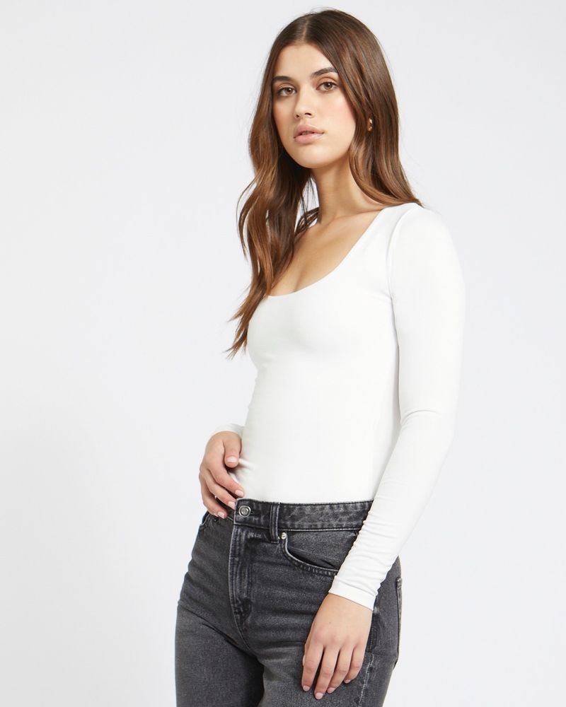 XS---Ivory
