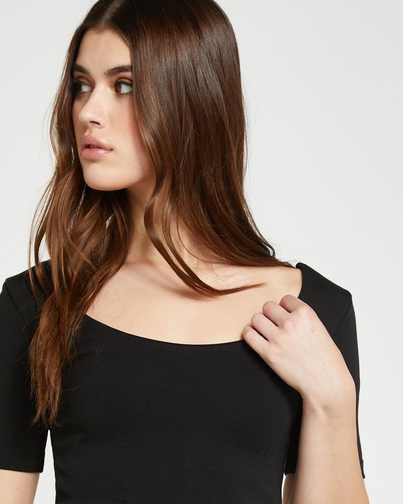 XS---Black