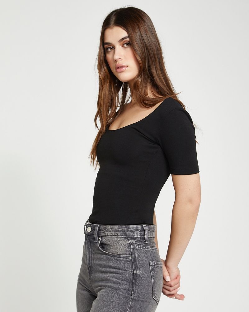 XS---Black
