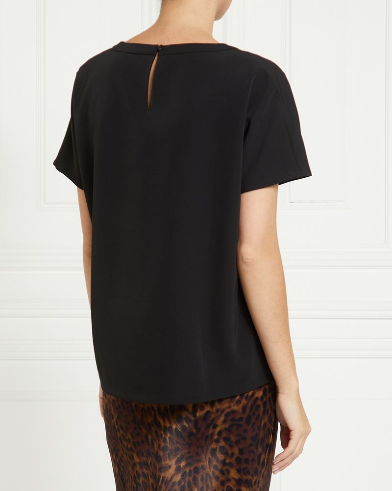 XS---Black
