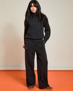 XS---Black