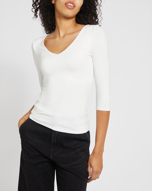 Three Quarter Sleeve V-Neck Stretch Fitted Top