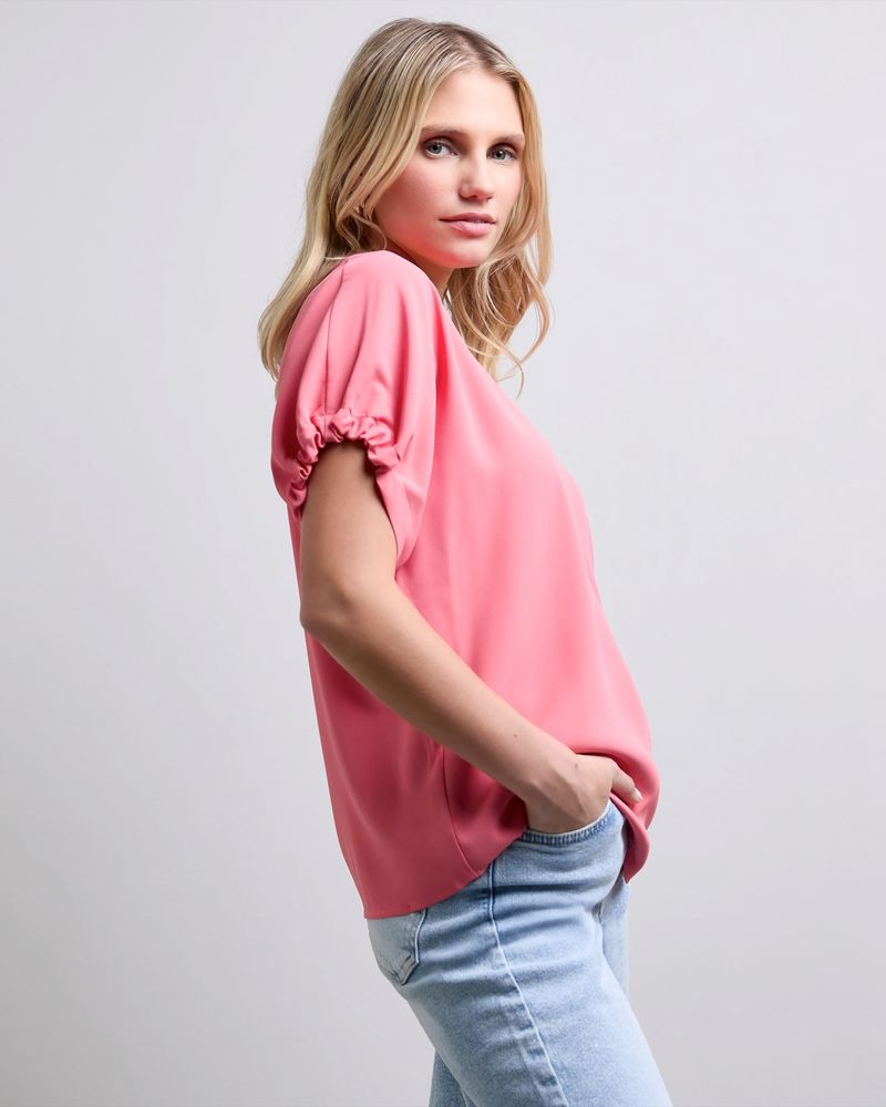 8957626_coral_1.jpg