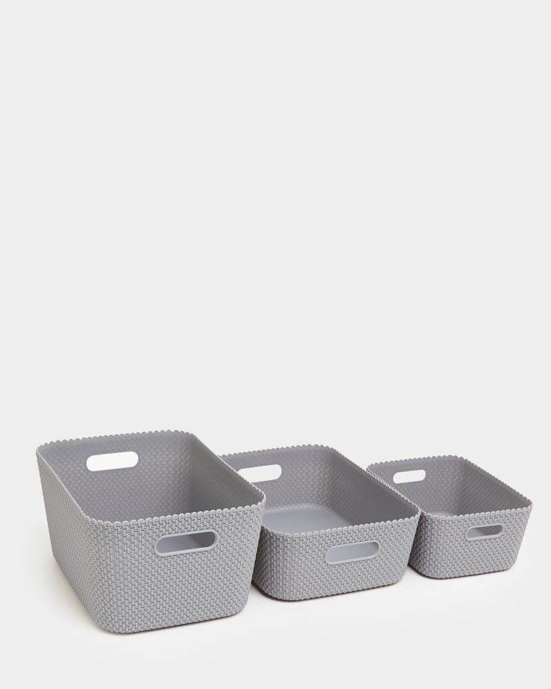 S---Darkgrey