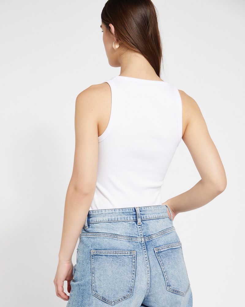XL---White