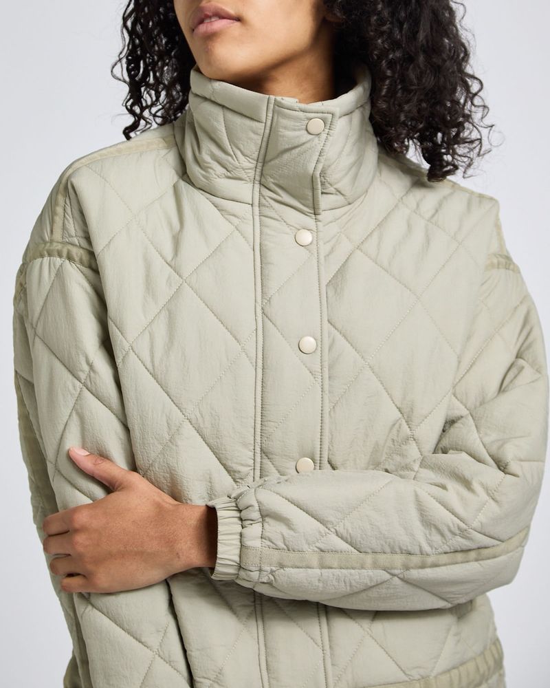 8841103_khaki.jpg