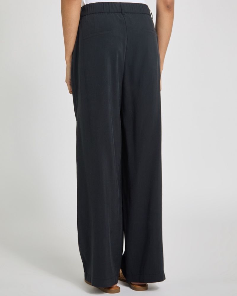 10---Black