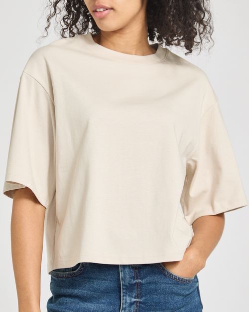 Short-Sleeved Drop Shoulder Boxy T-Shirt