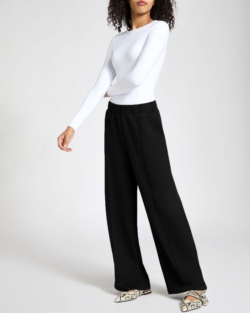 8516719_black.jpg