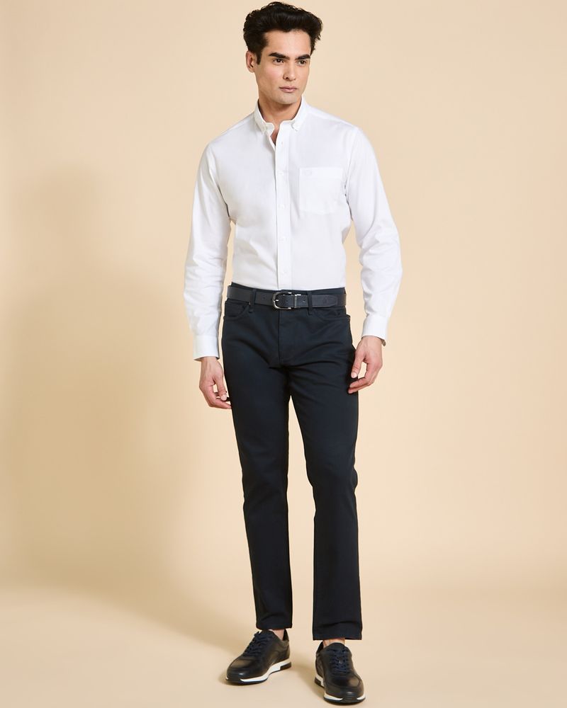 XL---White