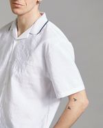 XS---White