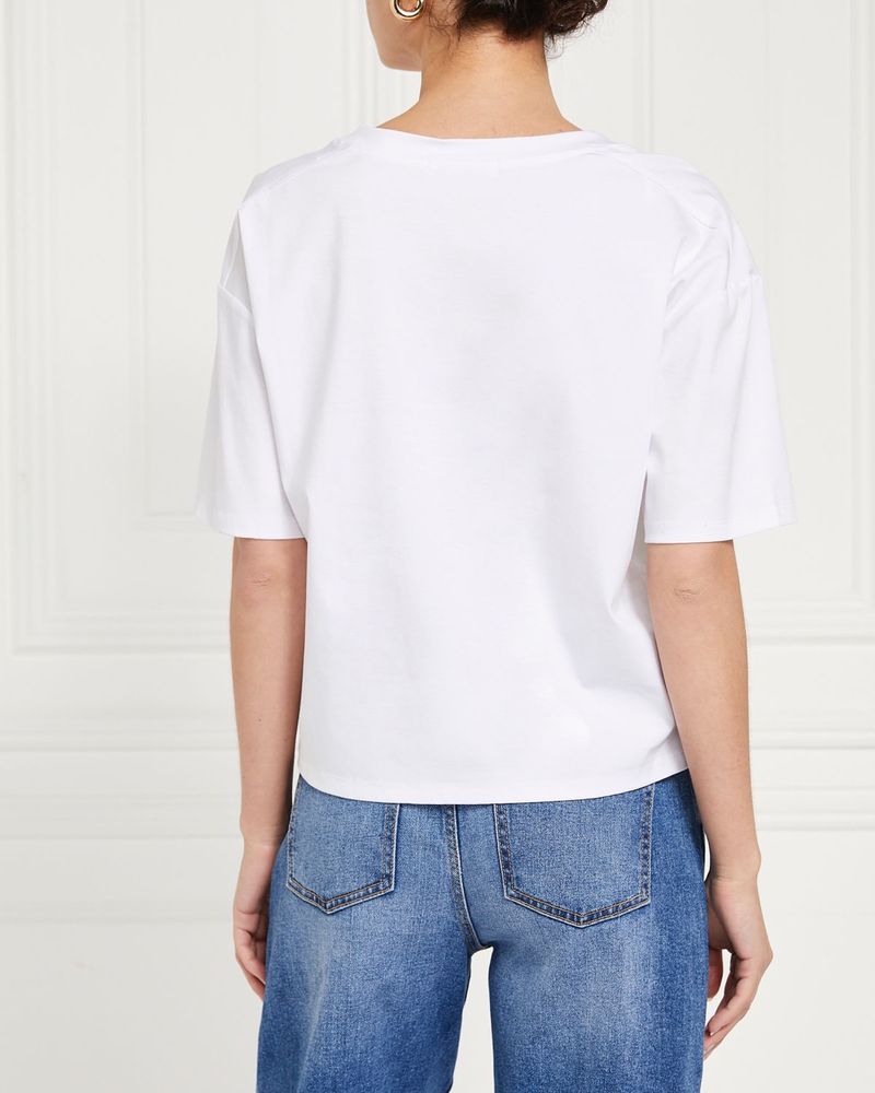 XS---White