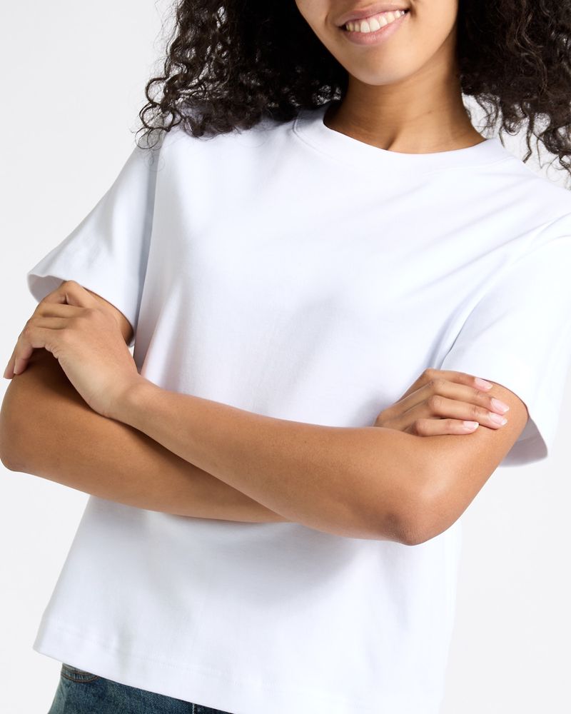 XS---White