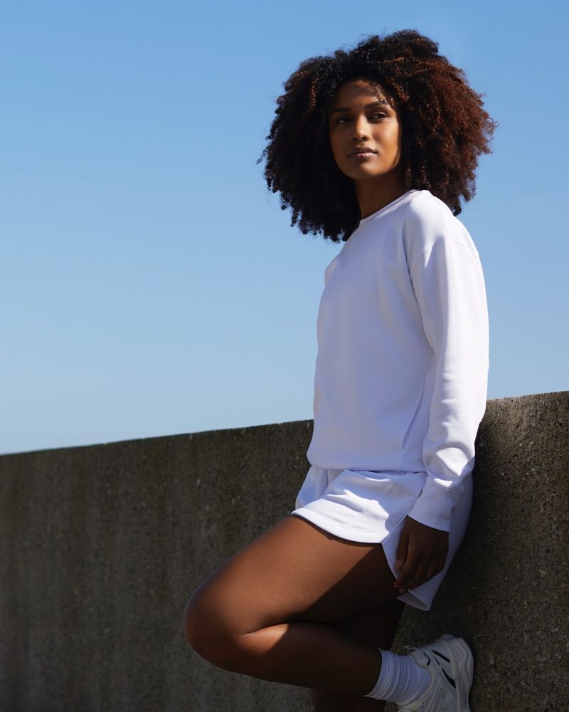 XL---White