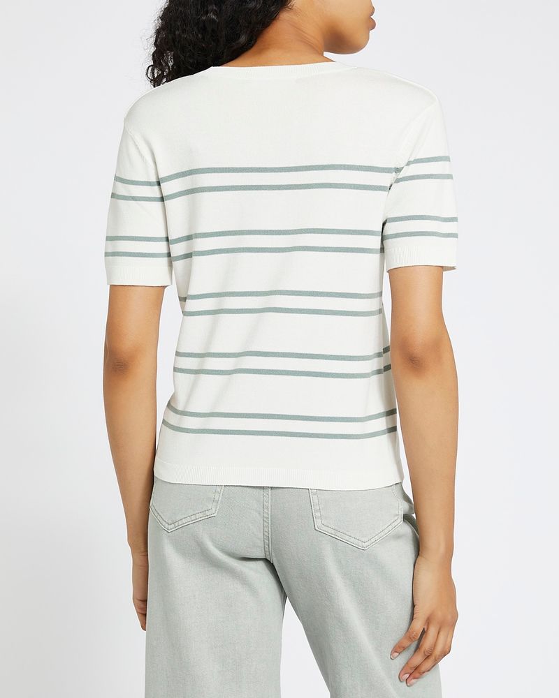 L---Green-Stripe
