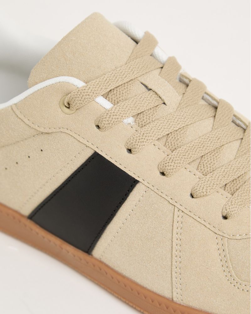 10---Beige