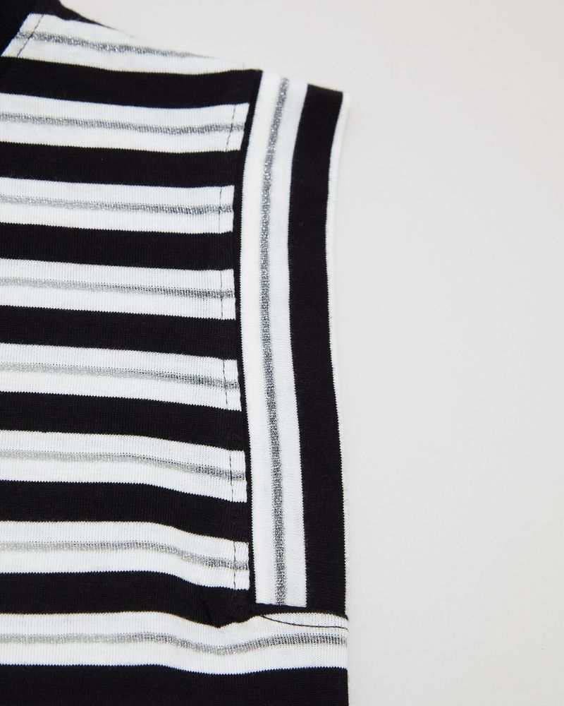 10-11-YRS---Stripe