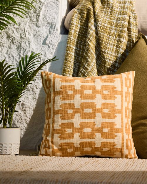 Faded Chain Cushion