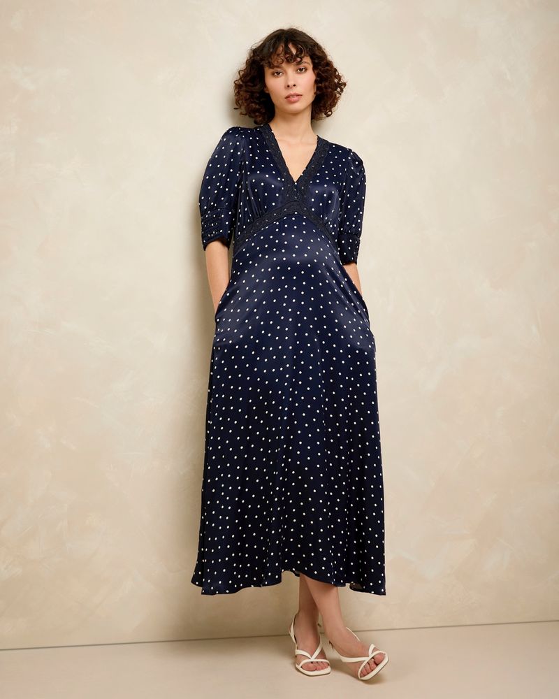 10---Navy---Ivory