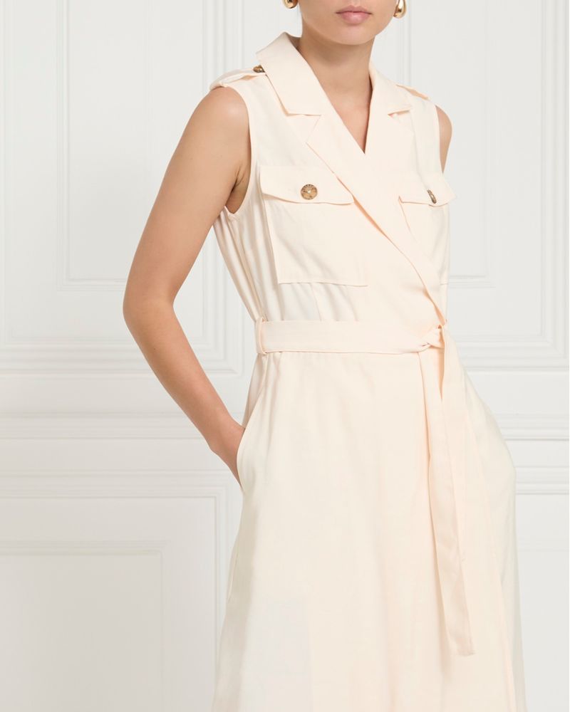 10---Ivory