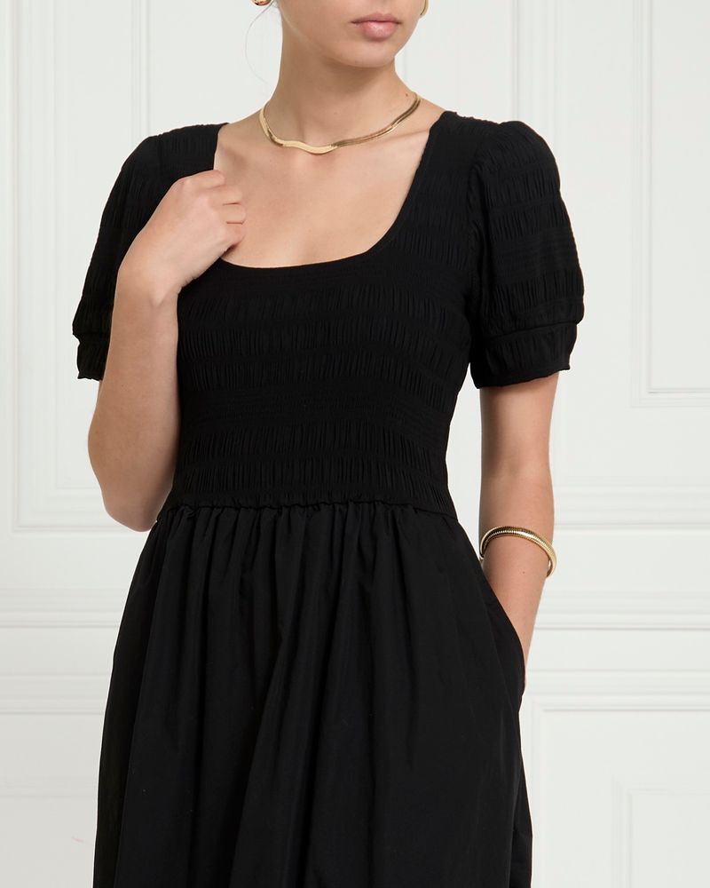 10---Black