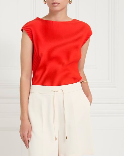 Gallery Sylvie Sleeveless Pleat Vest