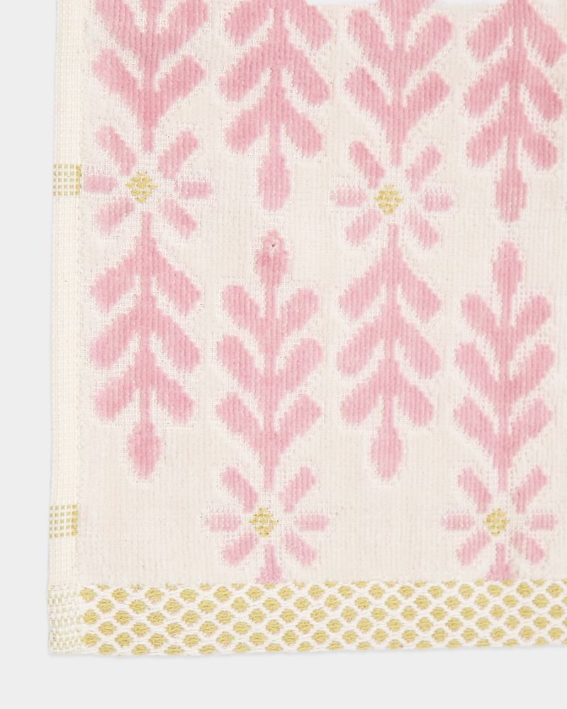 GUEST---Pink