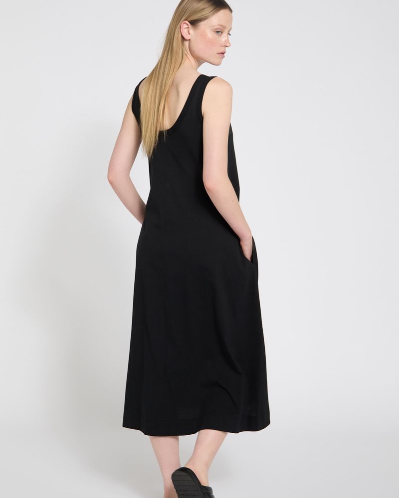 XS---Black