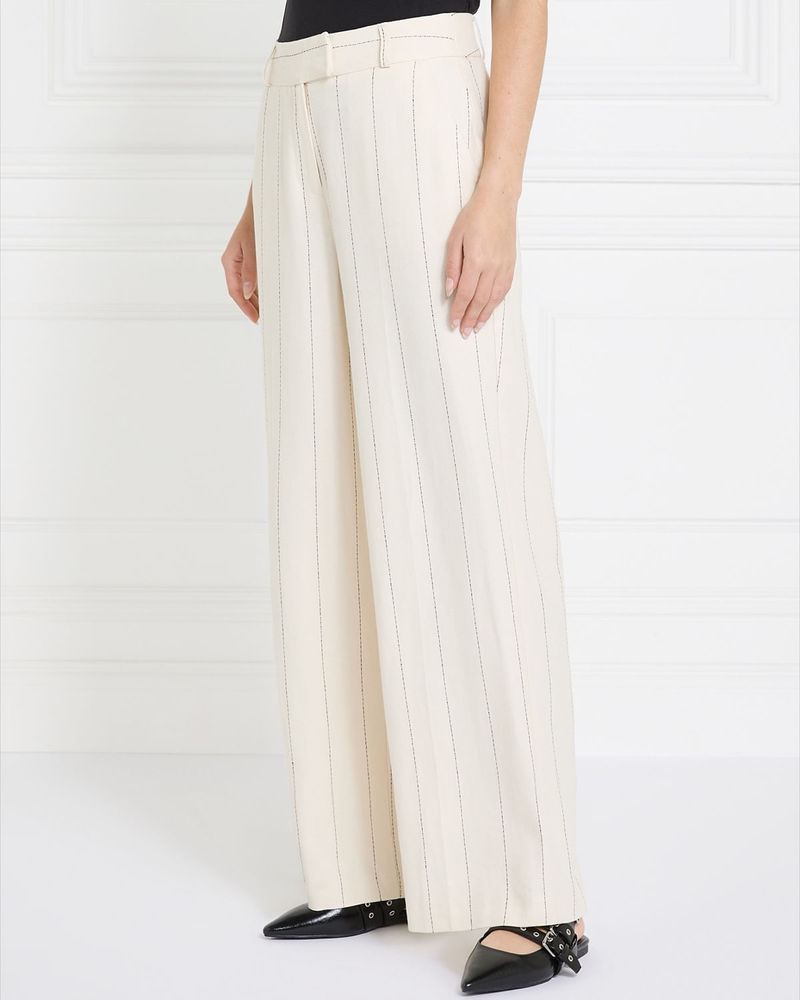 10---Ivory