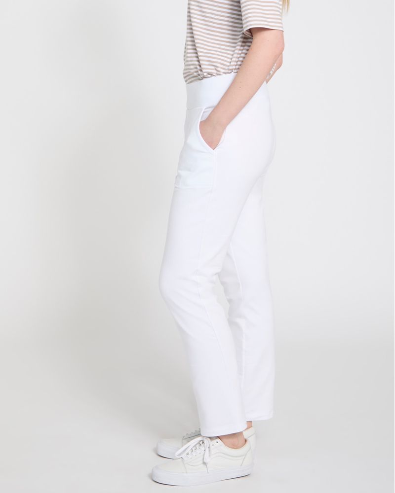 XS---White