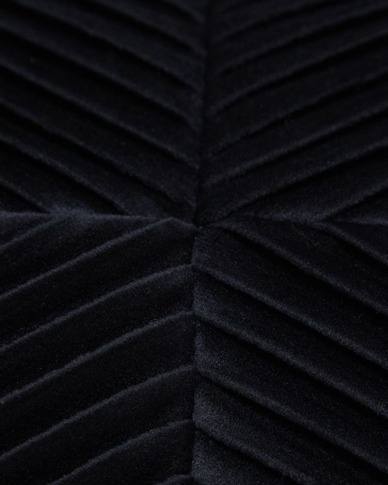 50X30---Black