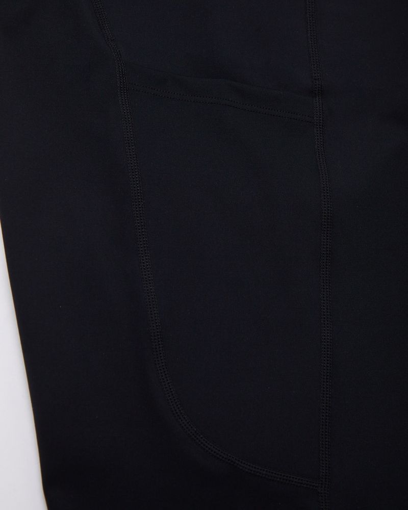 L---Black