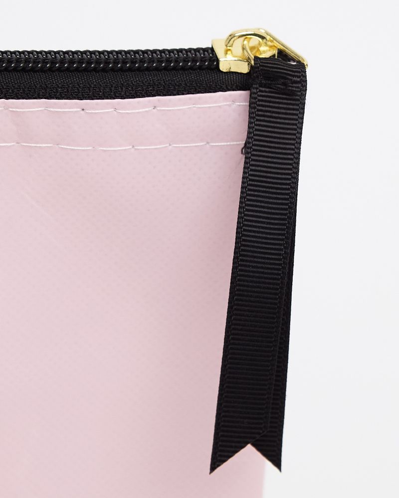 6338121_light-pink_3