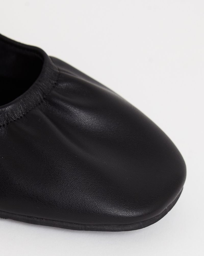 38---Black