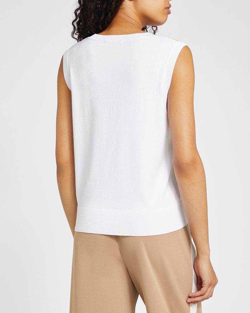 XL---White