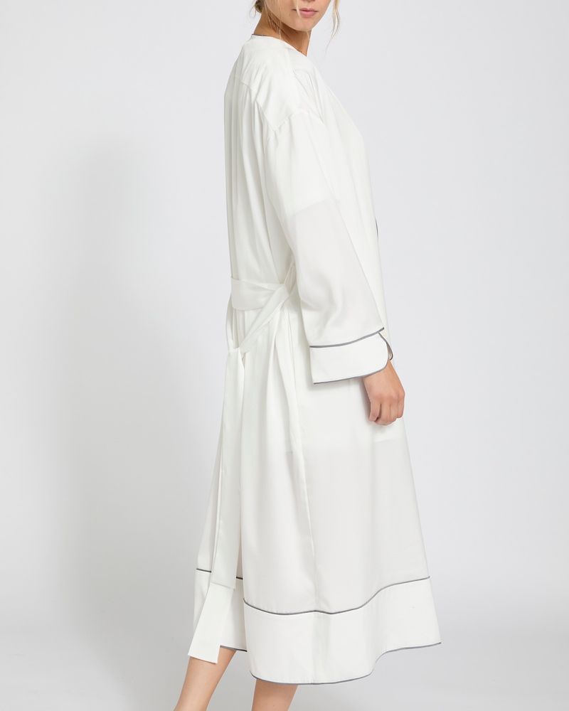 L---Ivory