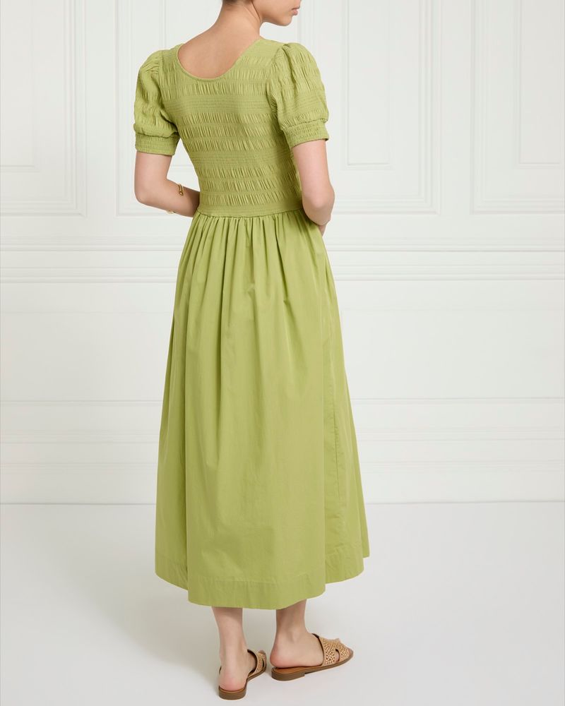 8---Green