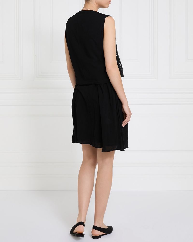 10---Black