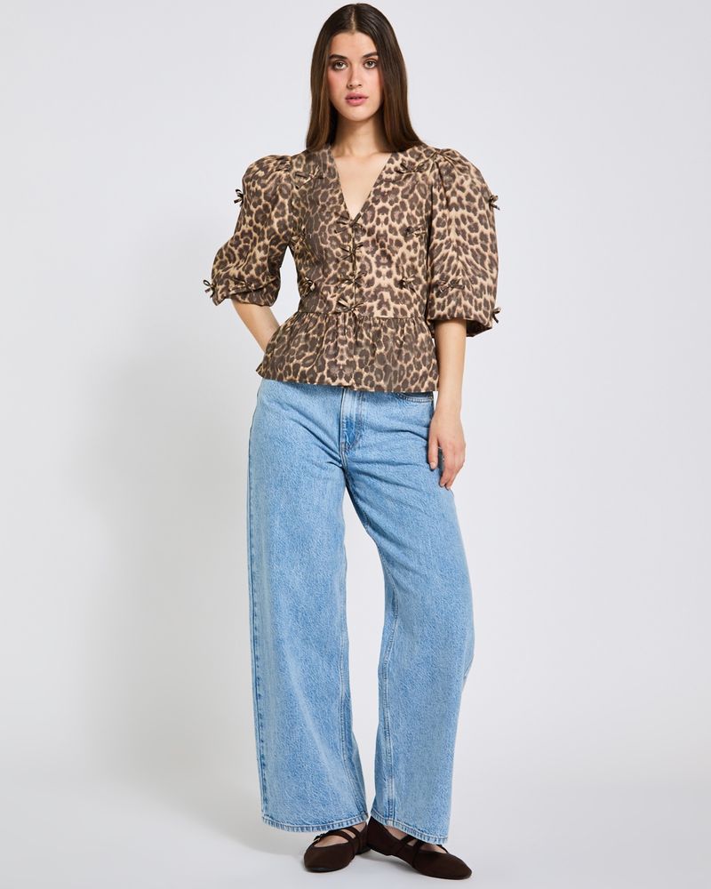 L---Leopard